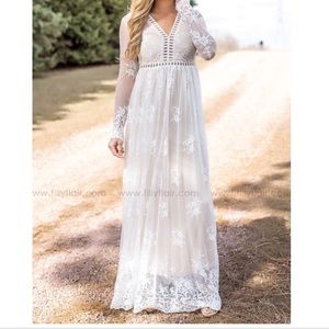 NWT Filly Flair Ivory Lace Dress Size Small